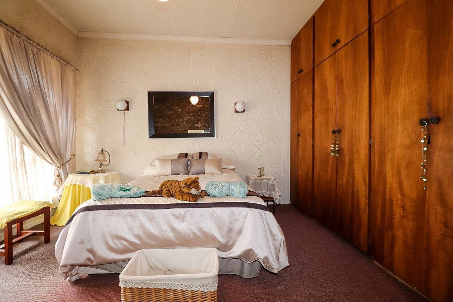4 Bedroom Property for Sale in Stilfontein Ext 4 North West